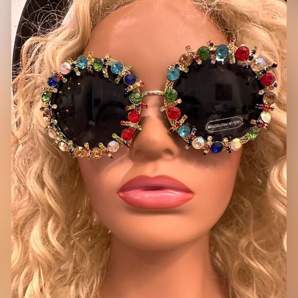 NWOT AKIRA MULTI COLOR ROUND RHINESTONE SUNGLASSES - Picture 3 of 5